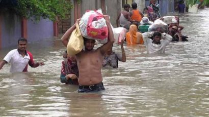 বন্যায় দিনাজপুরে ১৩, লালমনিরহাট ও কুড়িগ্রামে চারজনের মৃত্যু